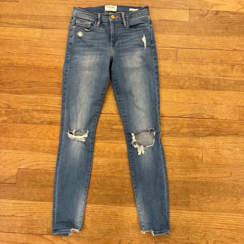 Frame Skinny Crop medium wash low rise distressed jeans pants size 24
b47